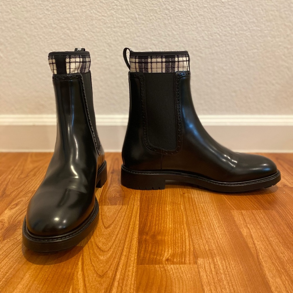 Dior Black D-order Chelsea Boots